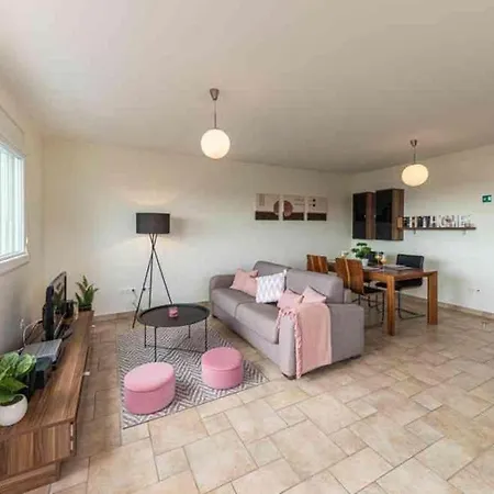 In Okrug Gornji With Sea View, Terrace, Air Conditioning, Wifi 5051-2 Apartment